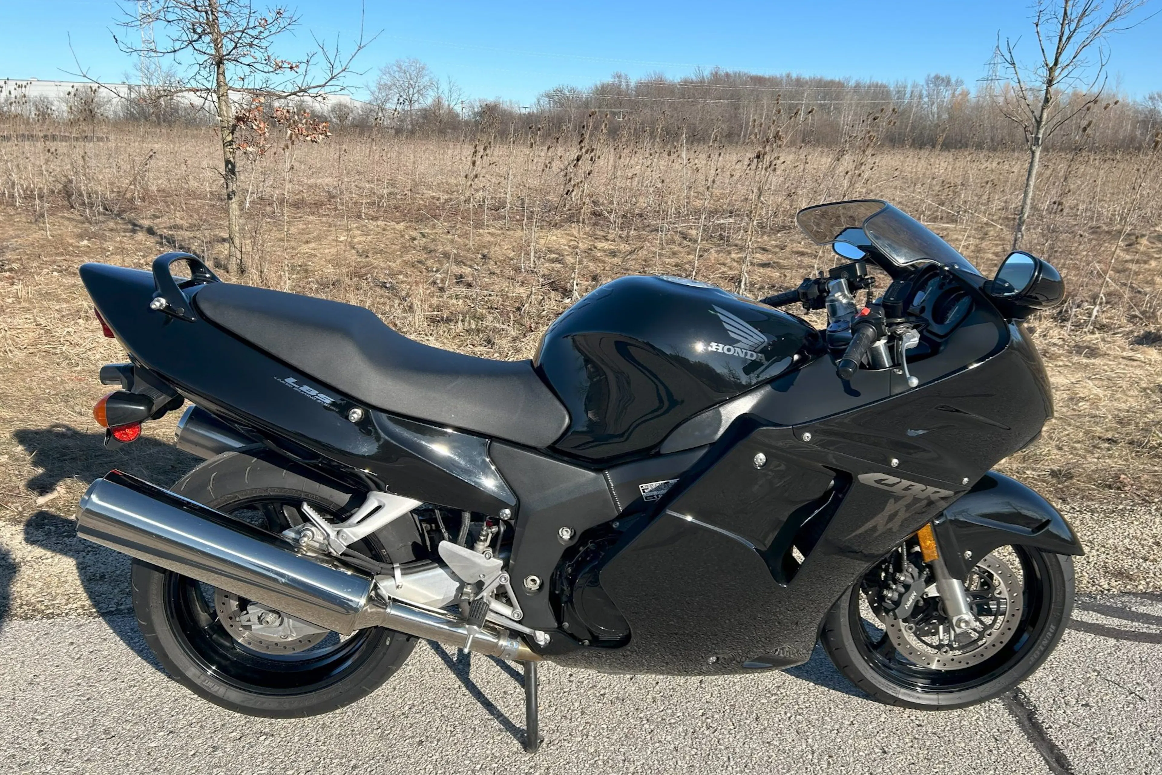 1997 Honda CBR1100XX VIN JH2SC3502VM001037 | Hagerty Valuation Tools®